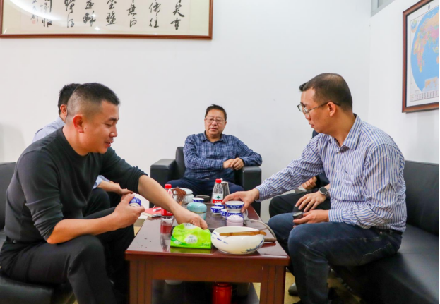 福建安东尼来访——情系母校，共...