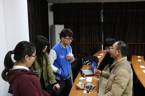 1458883261687034.jpg 汇报会3.JPG